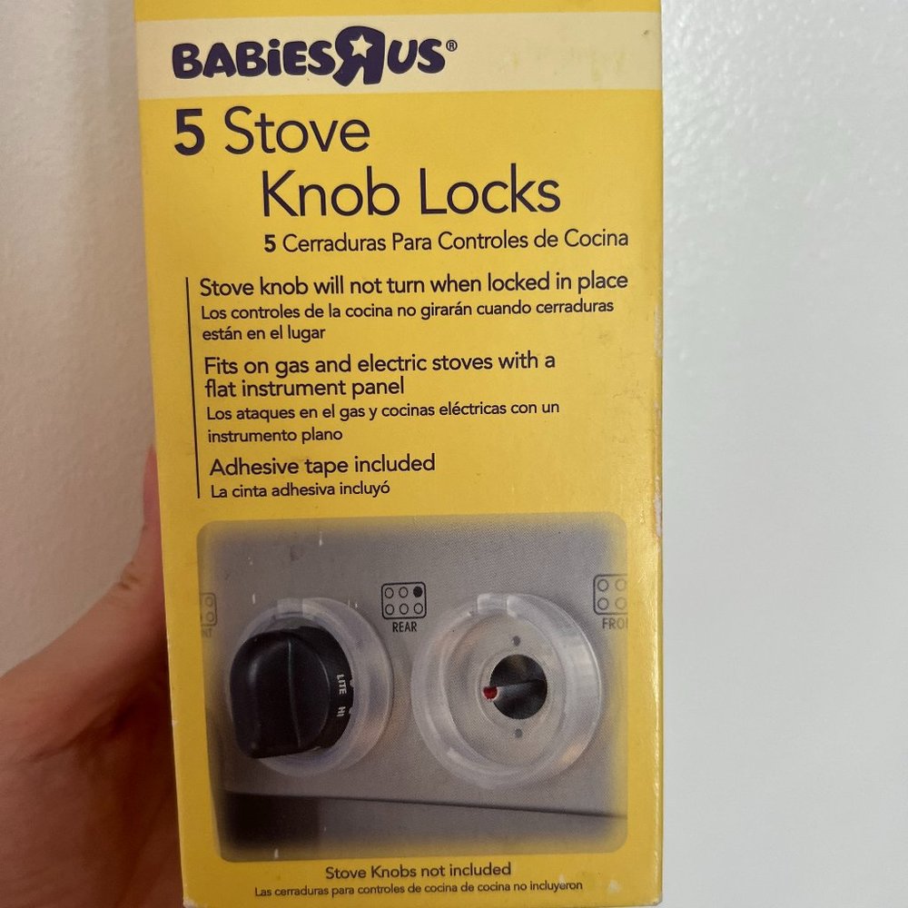Stove knob locks